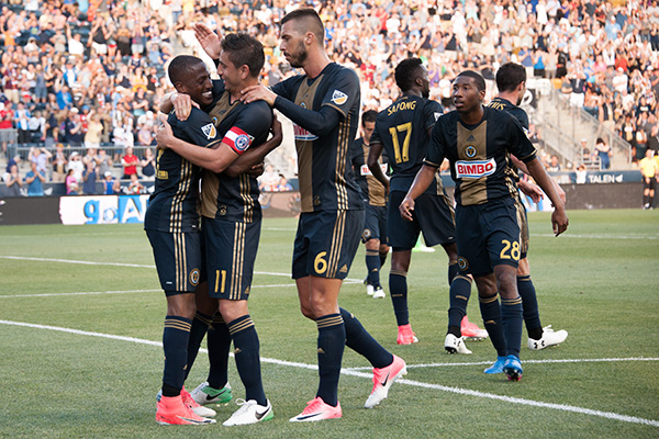 Photo by Earl Gardner